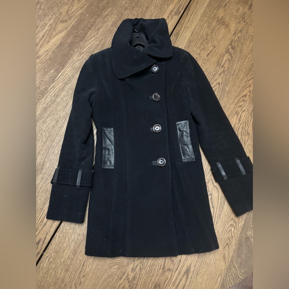 MACKAGE BLACK WOOL CASHMERE BLEND COAT WITH LEATHER DETAILS